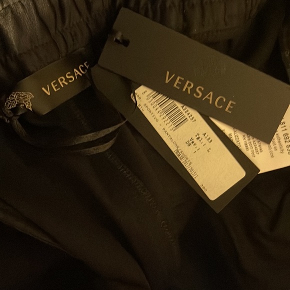 (Final sale🎉)Versace sweatpants *vintage/rare* Barocco style - Picture 13 of 13